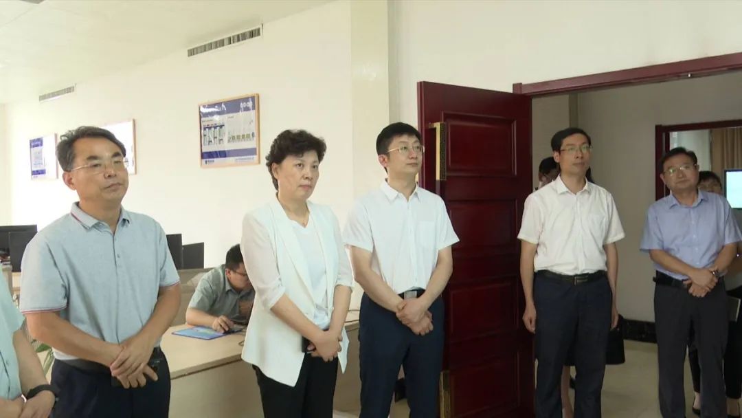 濟寧市政協(xié)主席霍媛媛蒞臨天意考察調(diào)研“界別同心匯”試點準備及建設(shè)情況